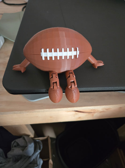 3D Printed Articulated Football Buddy – Flexible Desk Toy & Shelf Sitter